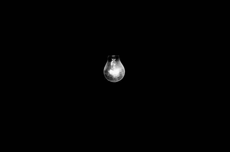 © electric bulb, Velten 2010 by Fritsch